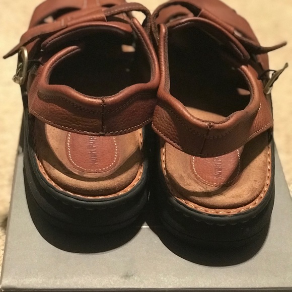 🛩🛩 Men’s Brown Leather Shoes 🛩🛩 - Picture 3 of 5